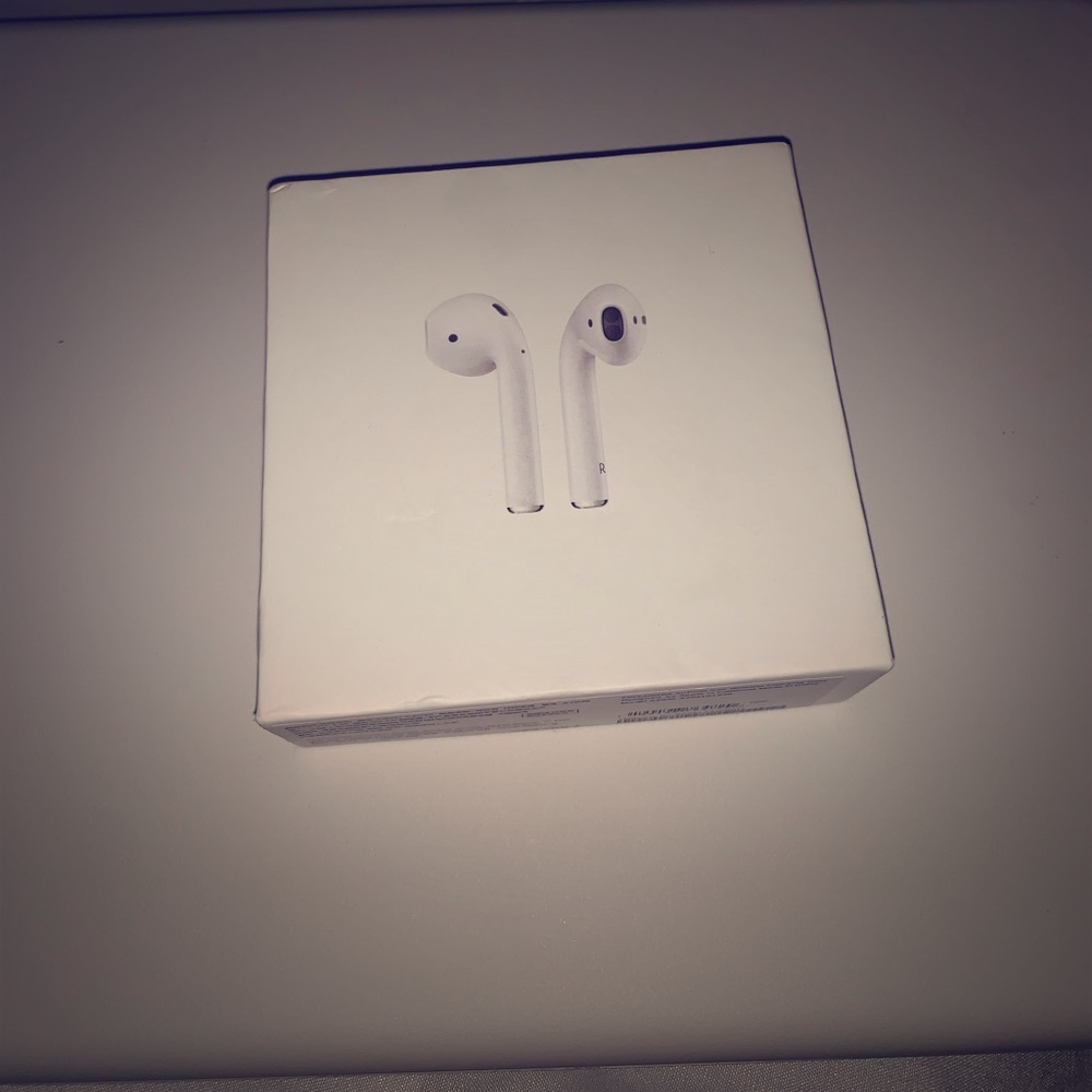 Apple AirPods 2nd generation